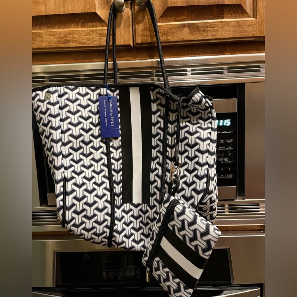 NWT Parker and Hyde Black and White Geometric Tote Bag